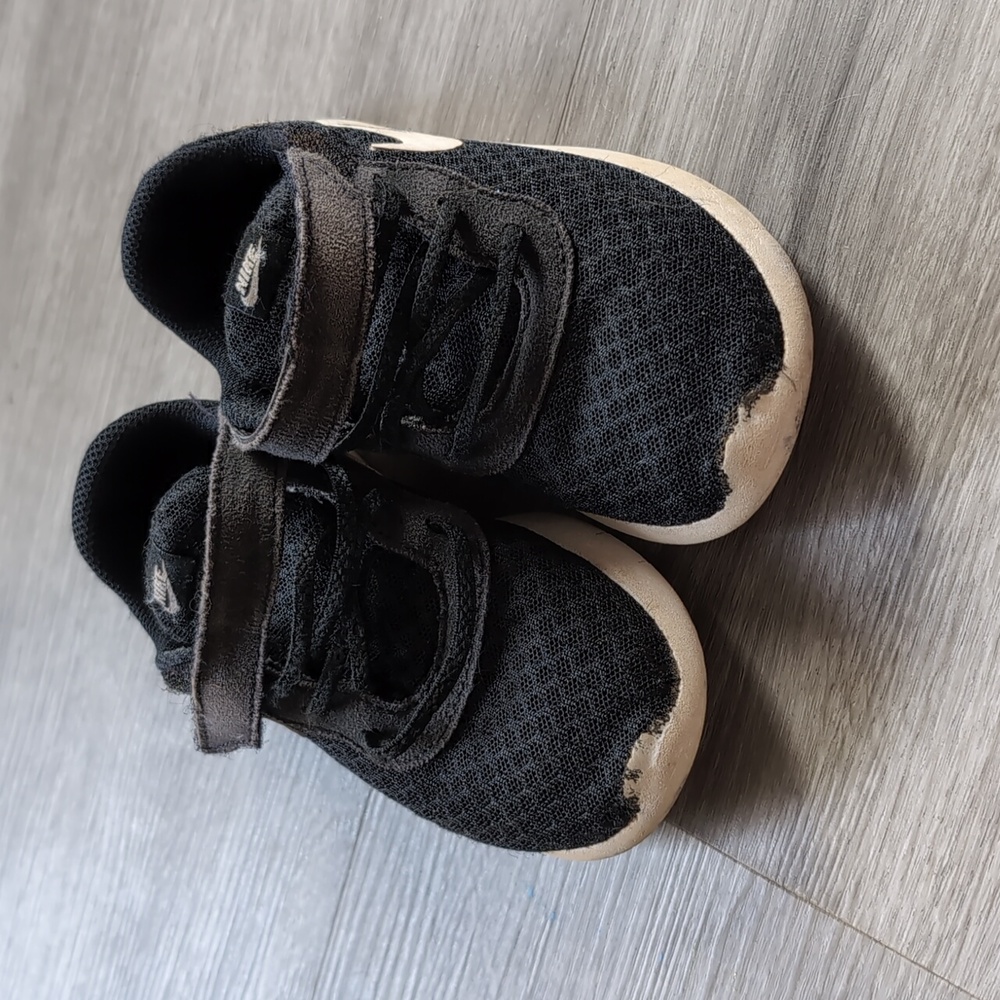 Toddler shoes